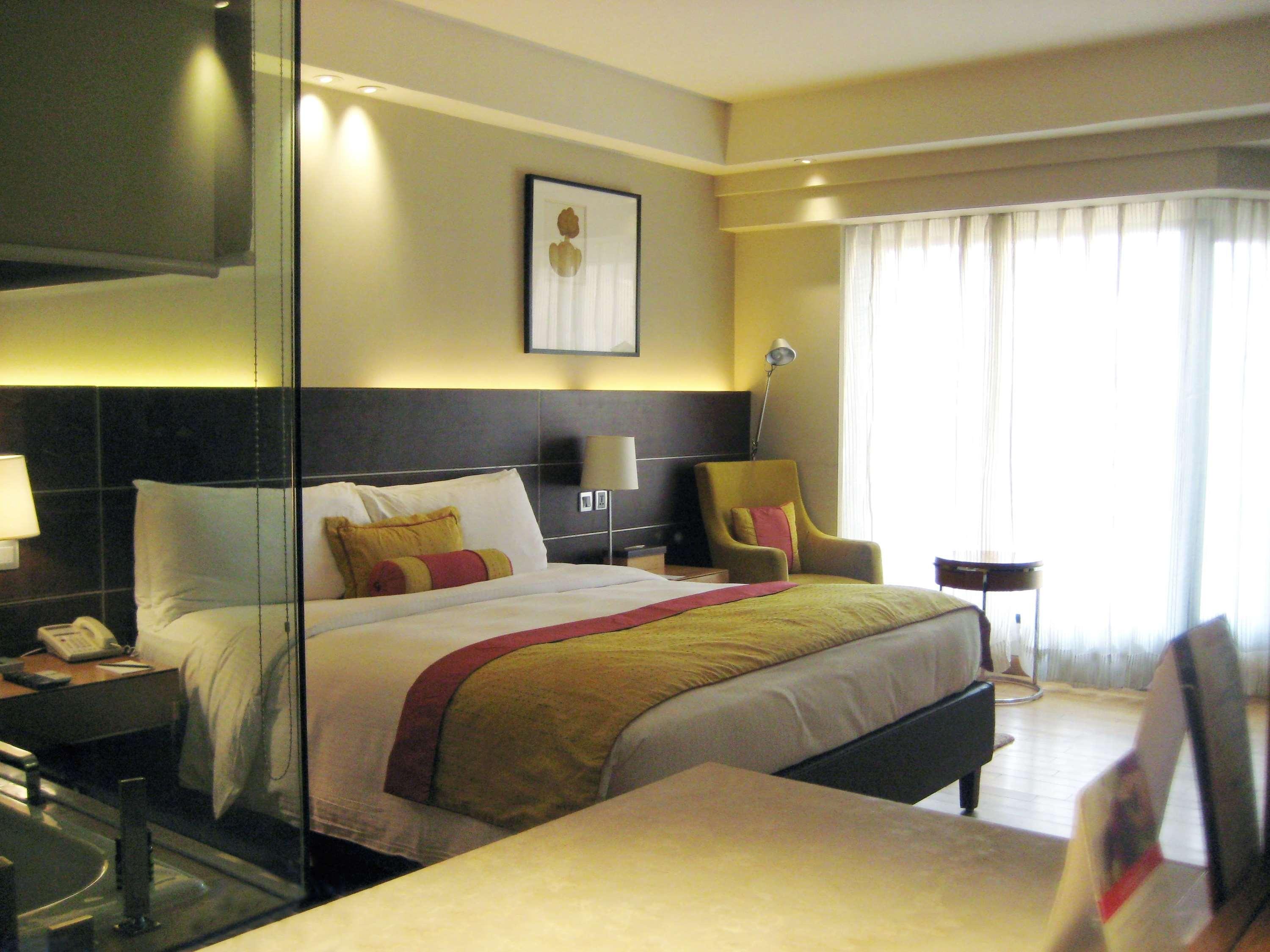 The Lalit 5* New Delhi