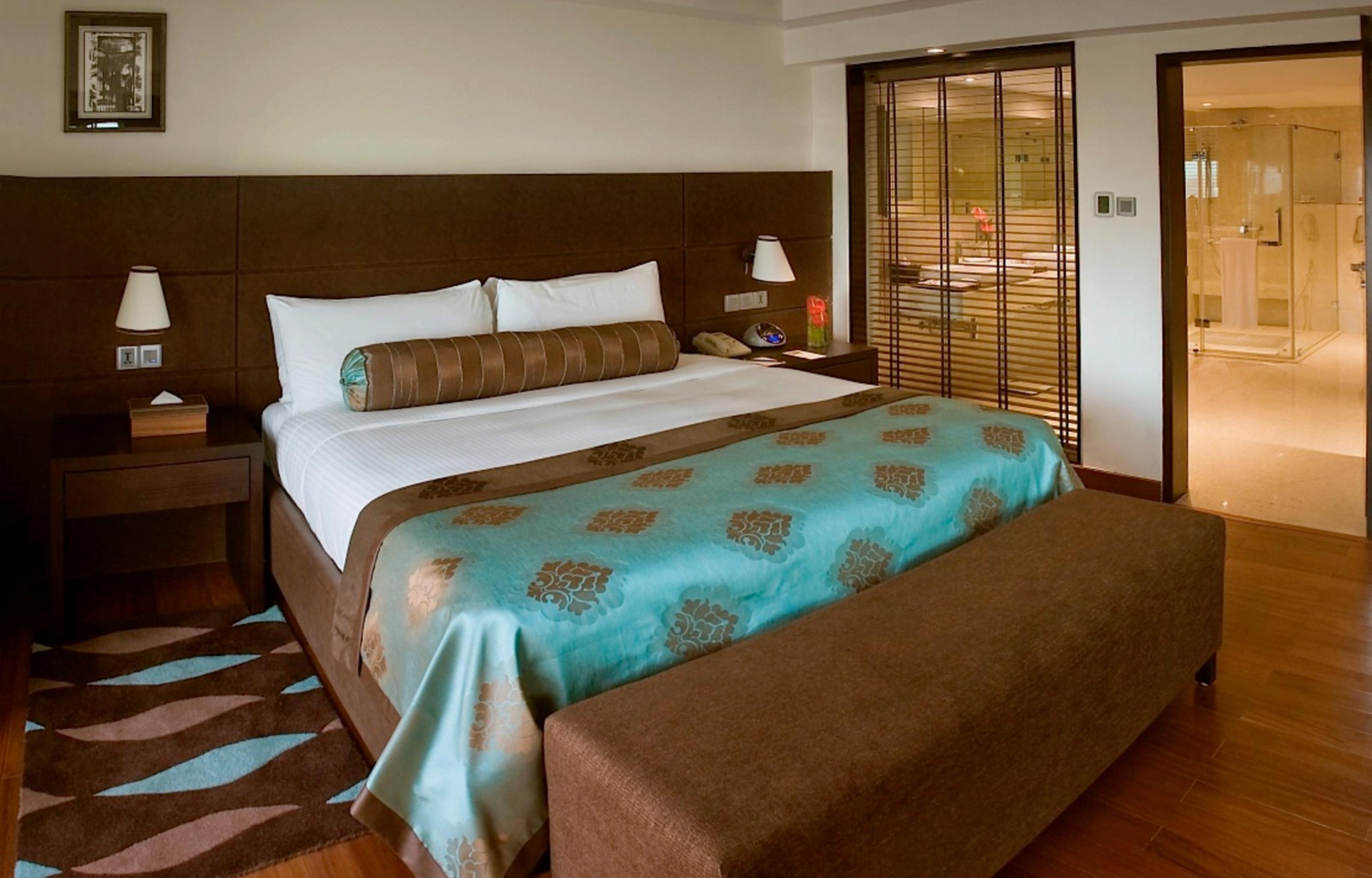 The Lalit Hotel 5*